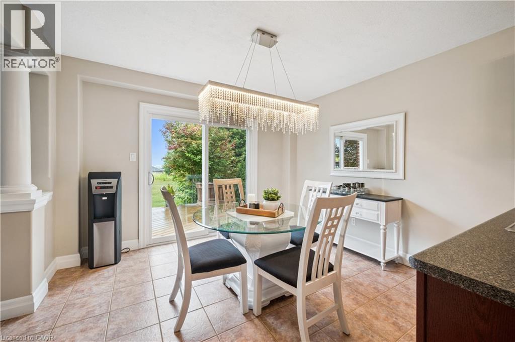 Photo 12 of 957 Banffshire Court, Kitchener ON
