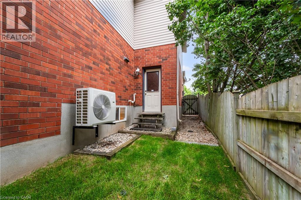Photo 28 of 96 Kent Street, Cambridge ON