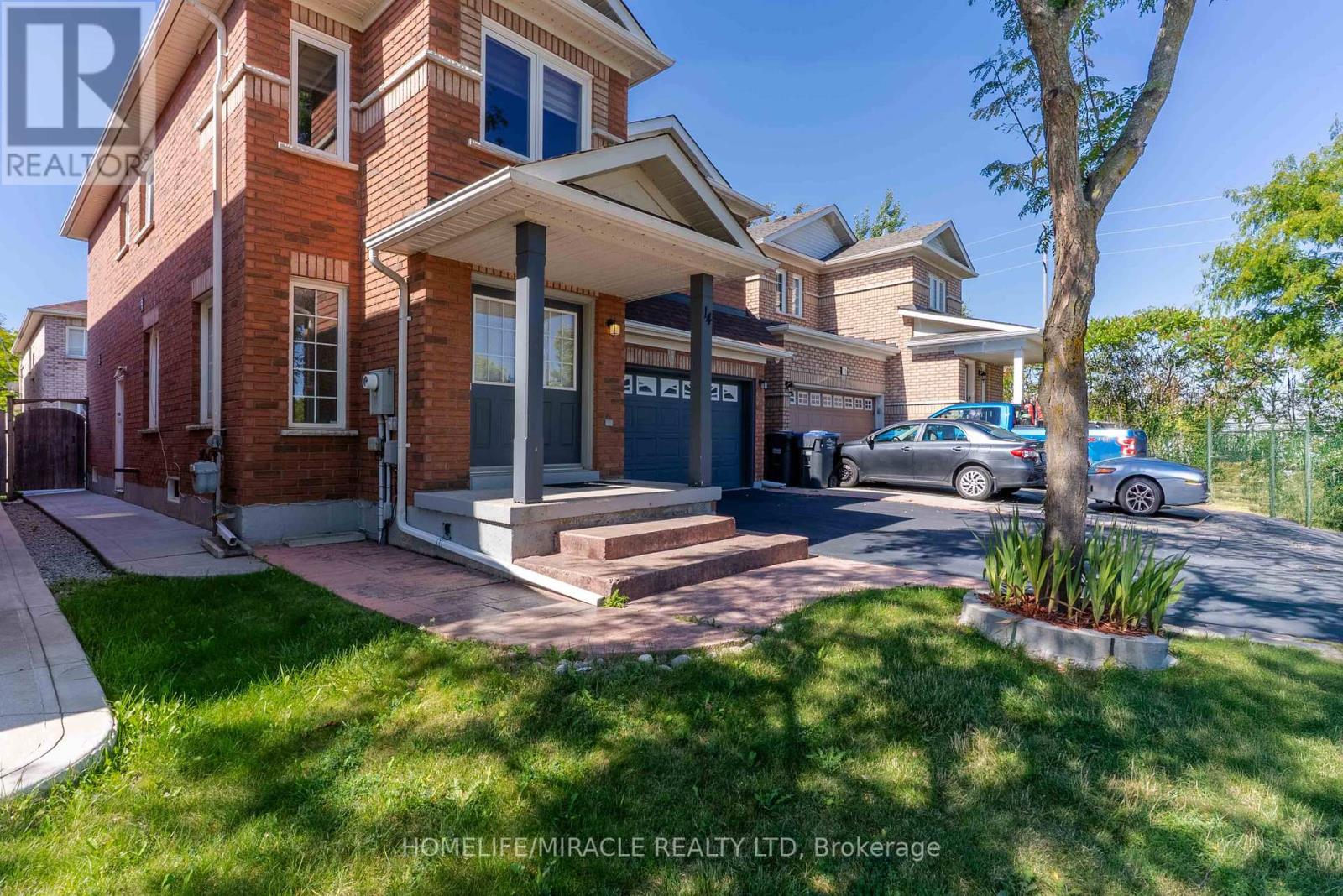 Photo 1 of 14 Galveston Crescent, Brampton ON