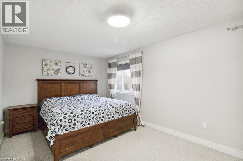 Photo 25 of 2245 Pathfinder Dr Drive, Burlington ON