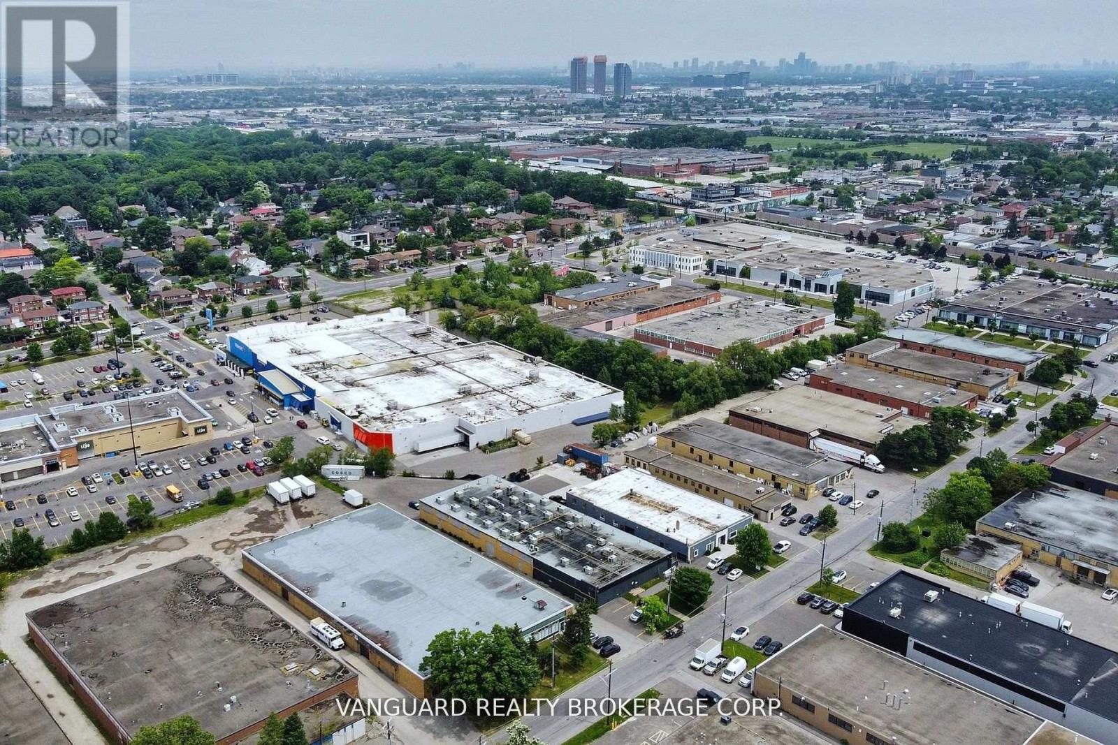 Photo 10 of 56 58 Colville Road, Toronto ON