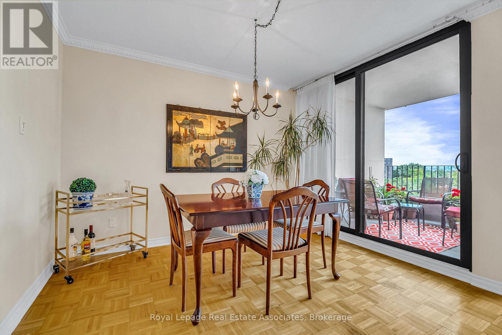 Photo 13 of 611 1333 Bloor Street E, Mississauga ON