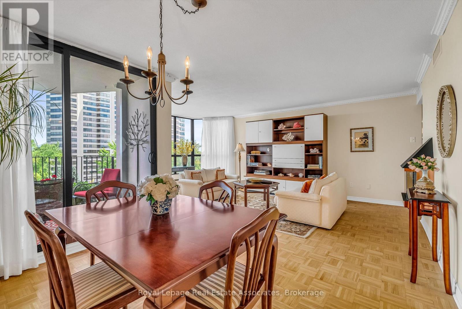 Photo 15 of 611 1333 Bloor Street E, Mississauga ON
