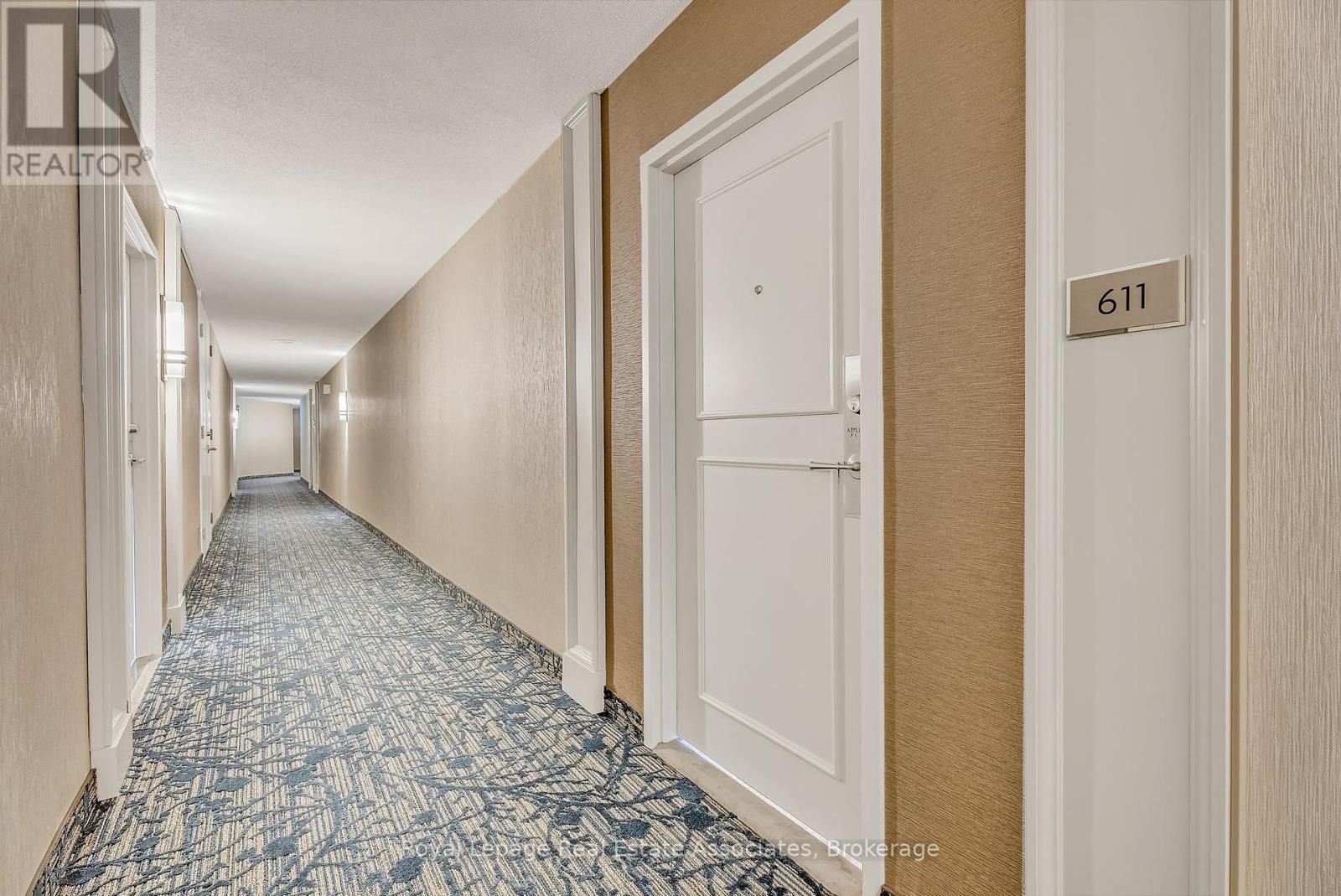 Photo 4 of 611 1333 Bloor Street E, Mississauga ON