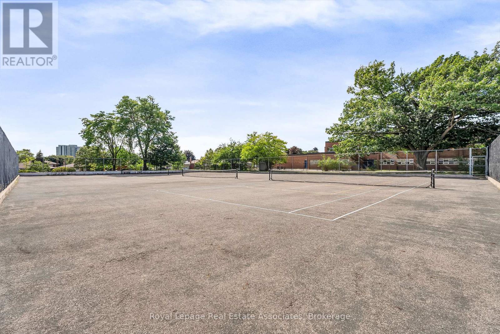 Photo 40 of 611 1333 Bloor Street E, Mississauga ON