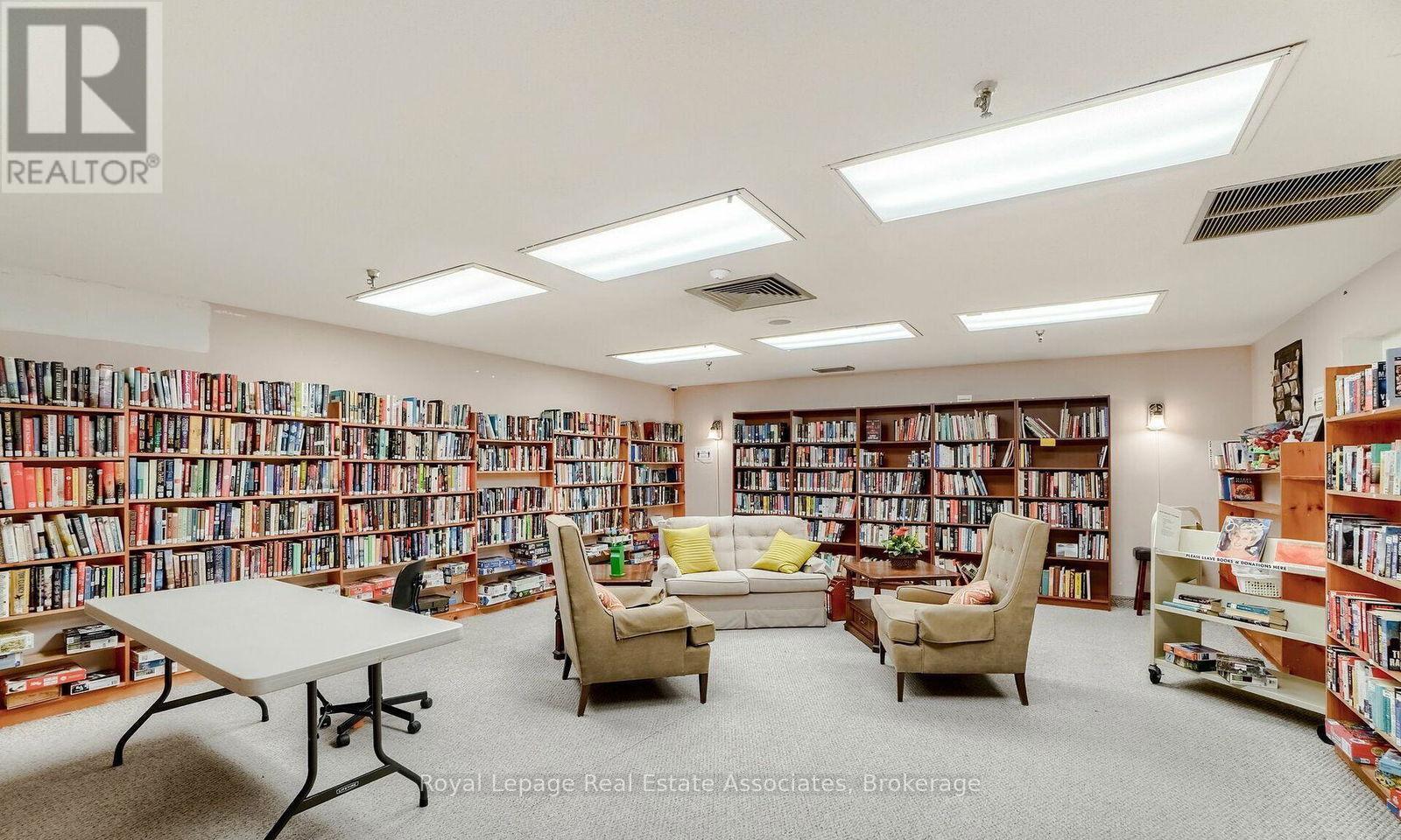 Photo 46 of 611 1333 Bloor Street E, Mississauga ON