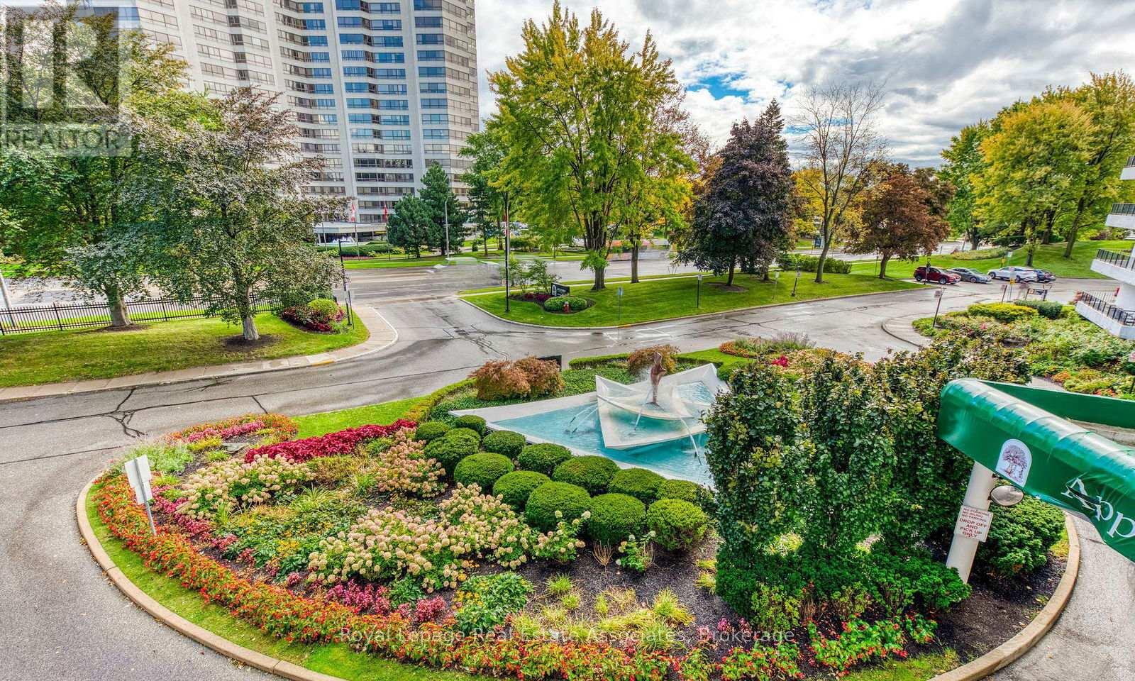 Photo 49 of 611 1333 Bloor Street E, Mississauga ON