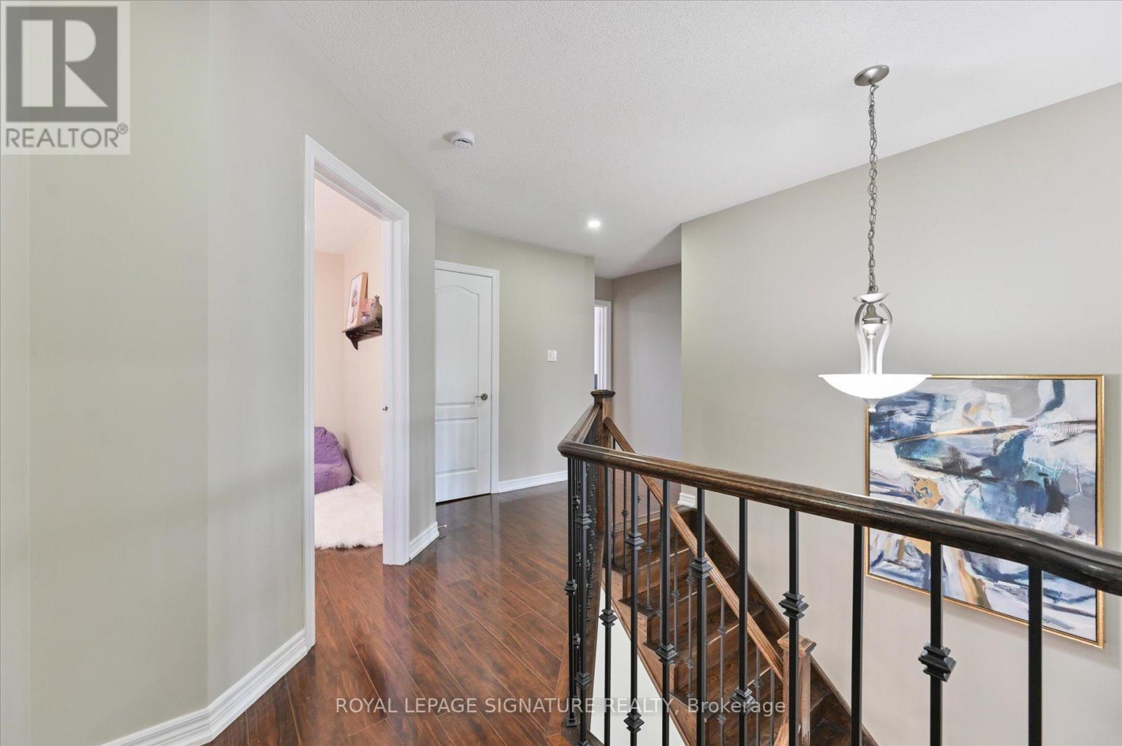 Photo 24 of 5 Thornbush Boulevard, Brampton ON