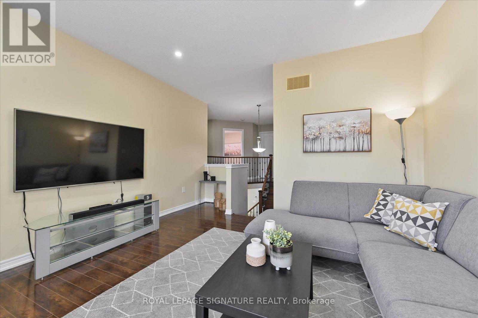 Photo 26 of 5 Thornbush Boulevard, Brampton ON