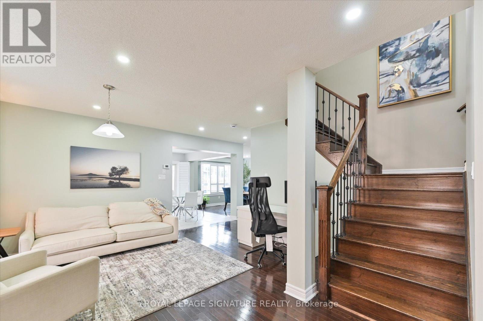 Photo 29 of 5 Thornbush Boulevard, Brampton ON