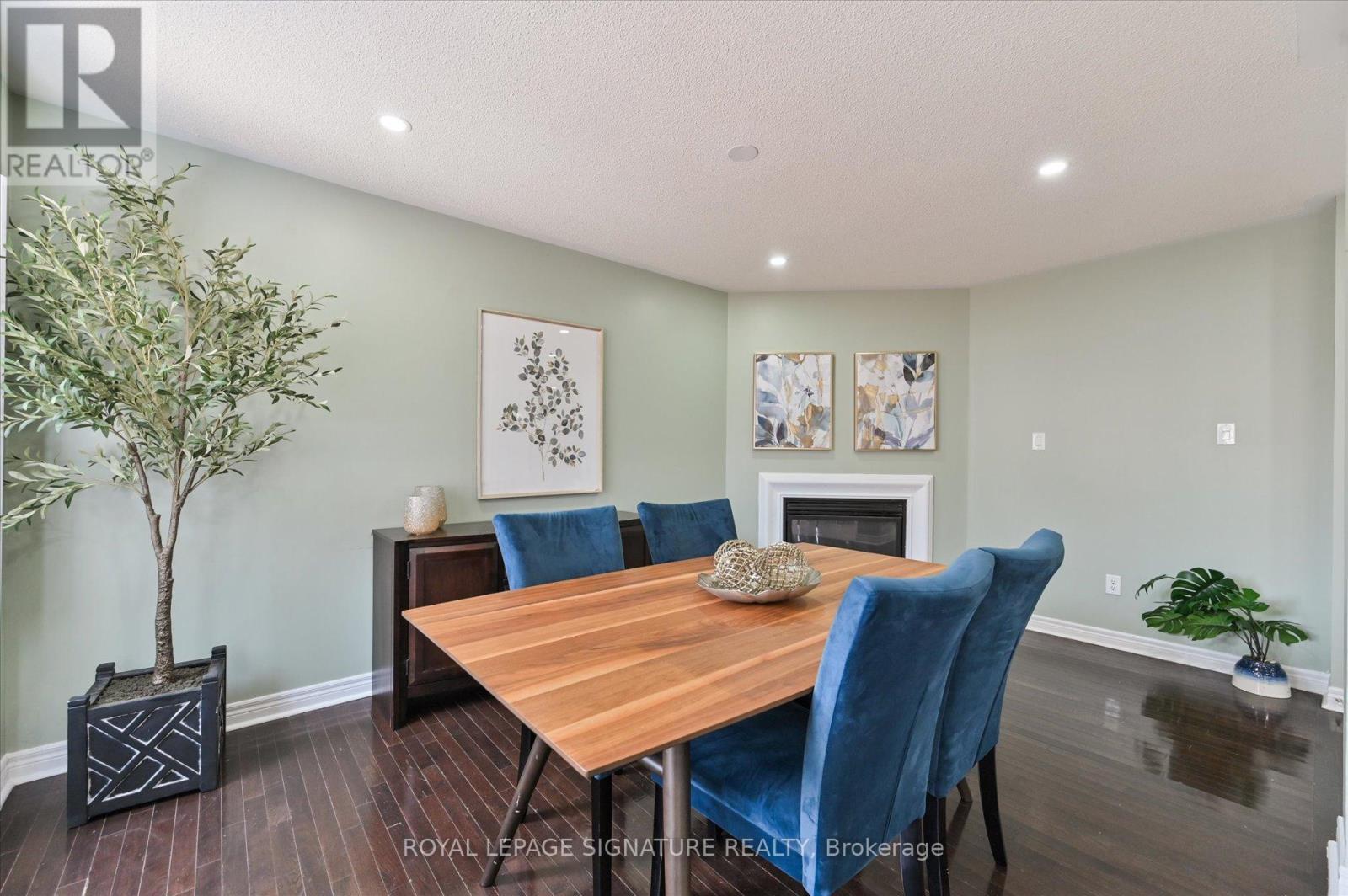 Photo 33 of 5 Thornbush Boulevard, Brampton ON