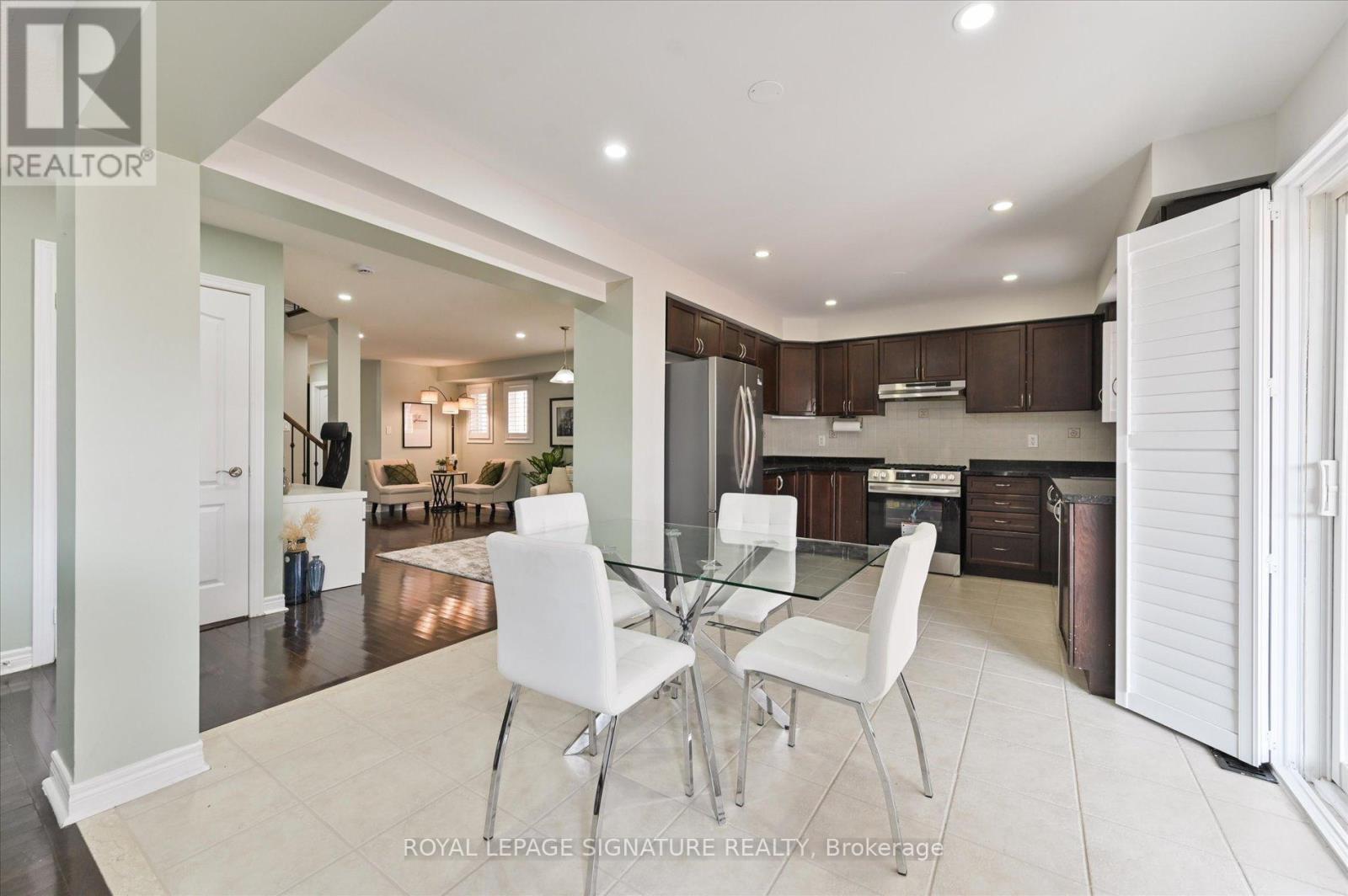 Photo 37 of 5 Thornbush Boulevard, Brampton ON