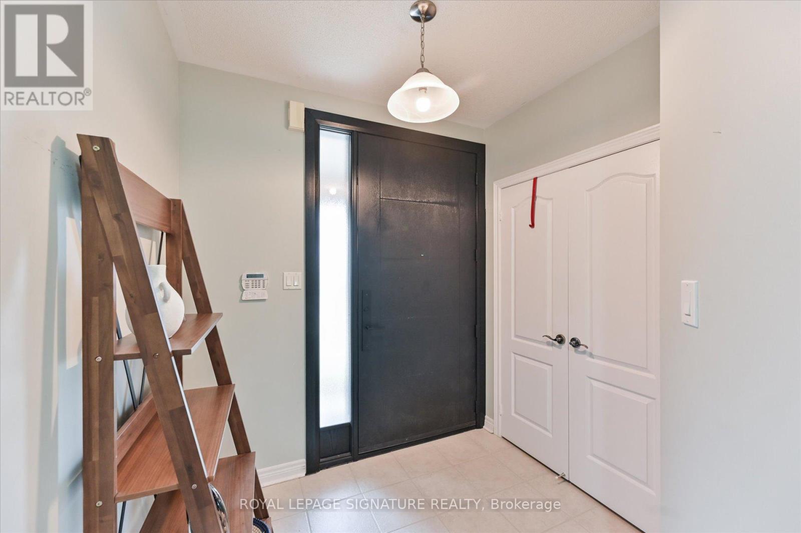 Photo 39 of 5 Thornbush Boulevard, Brampton ON