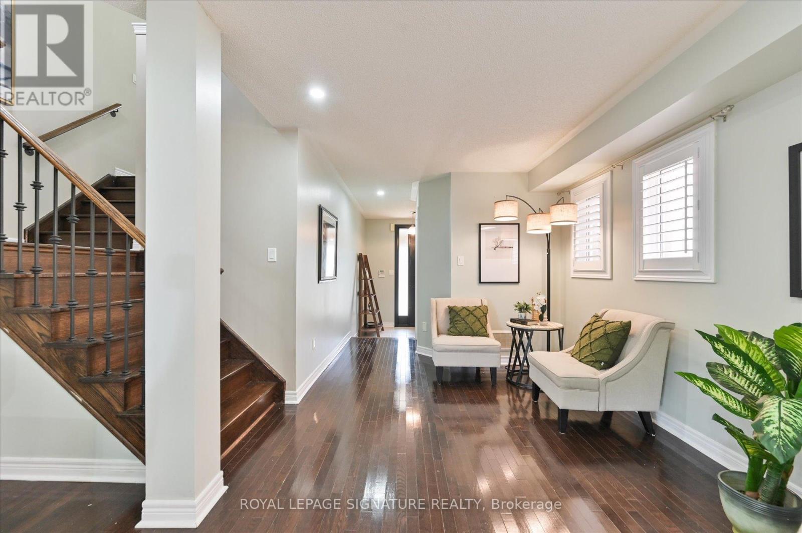 Photo 41 of 5 Thornbush Boulevard, Brampton ON