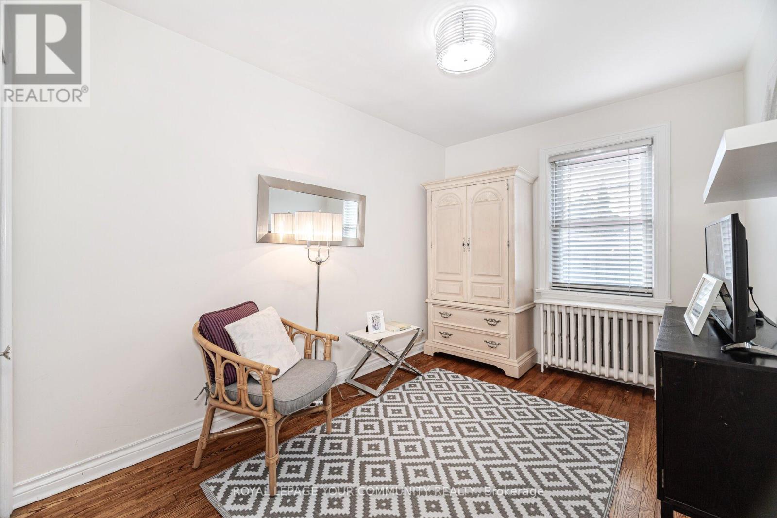Photo 24 of 185 Dunraven Drive, Toronto ON