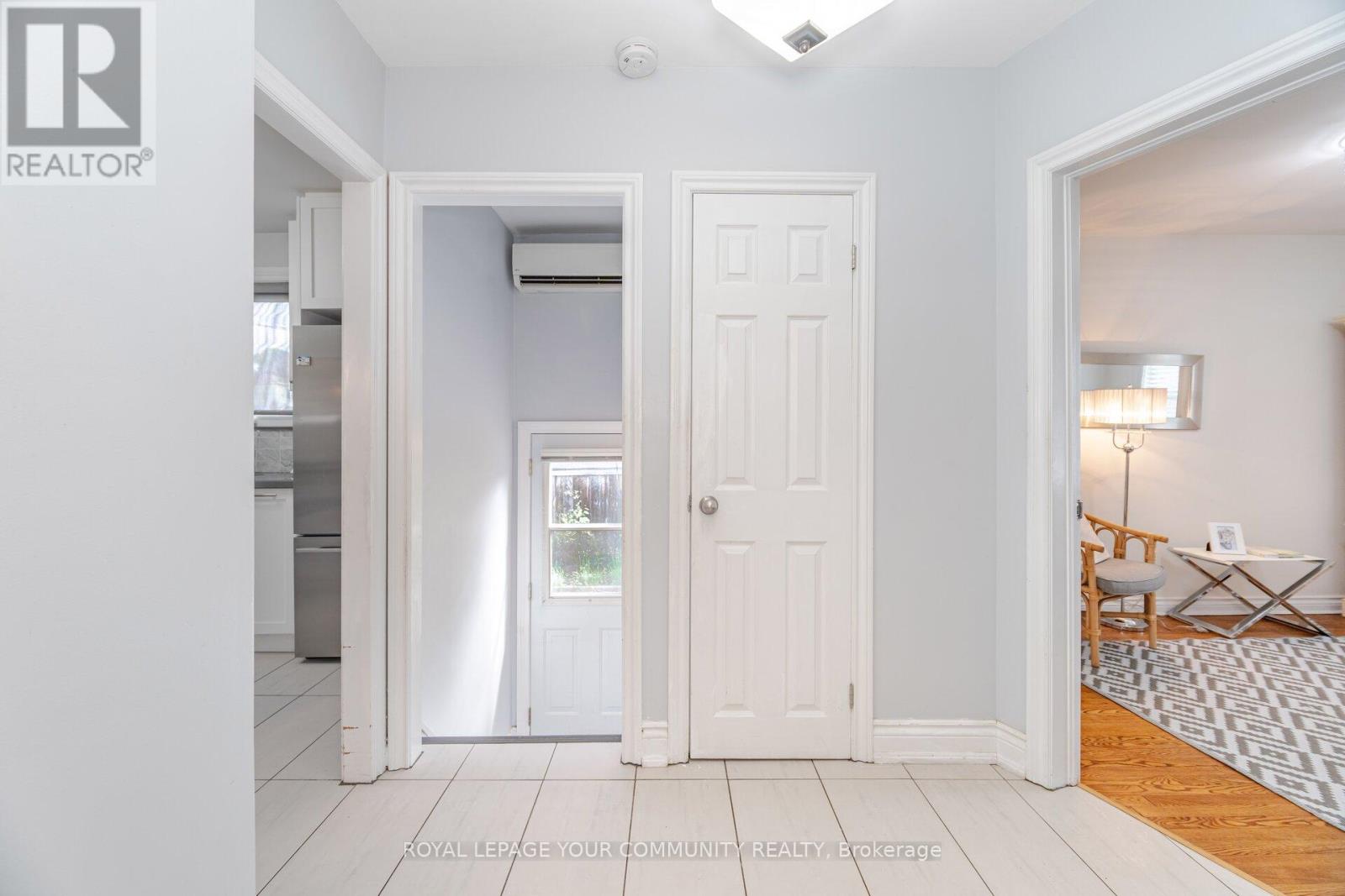 Photo 29 of 185 Dunraven Drive, Toronto ON