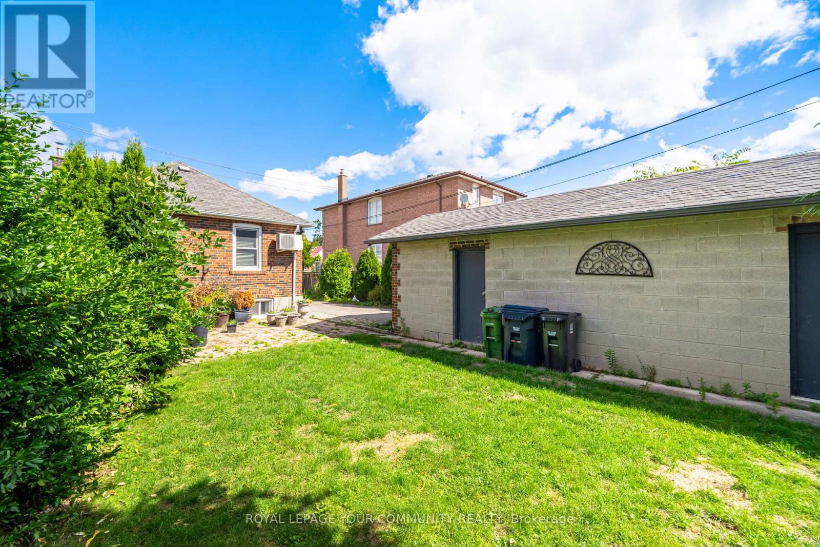 Photo 44 of 185 Dunraven Drive, Toronto ON
