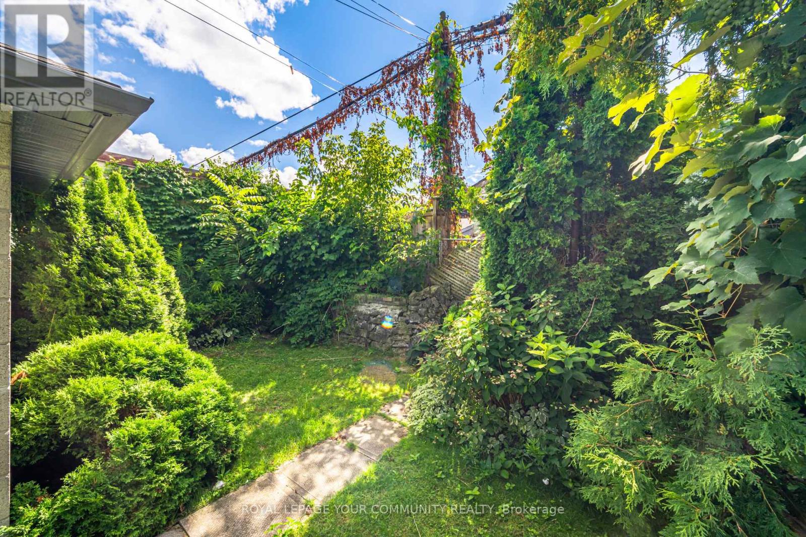 Photo 45 of 185 Dunraven Drive, Toronto ON