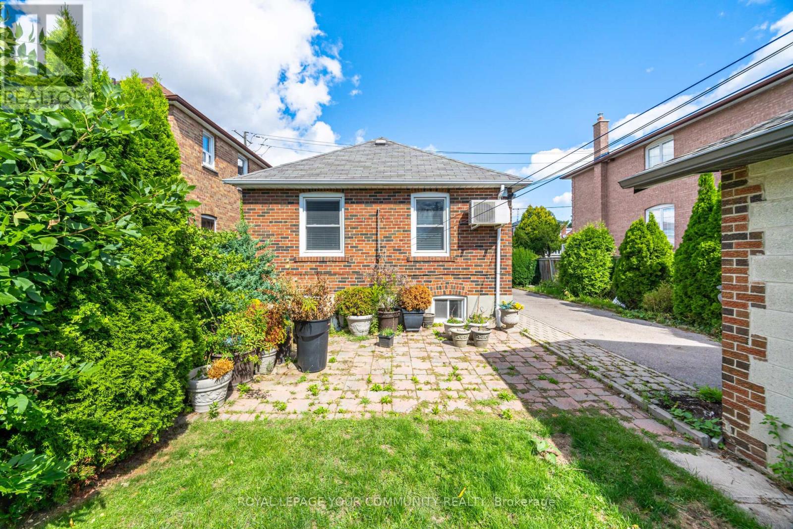 Photo 47 of 185 Dunraven Drive, Toronto ON