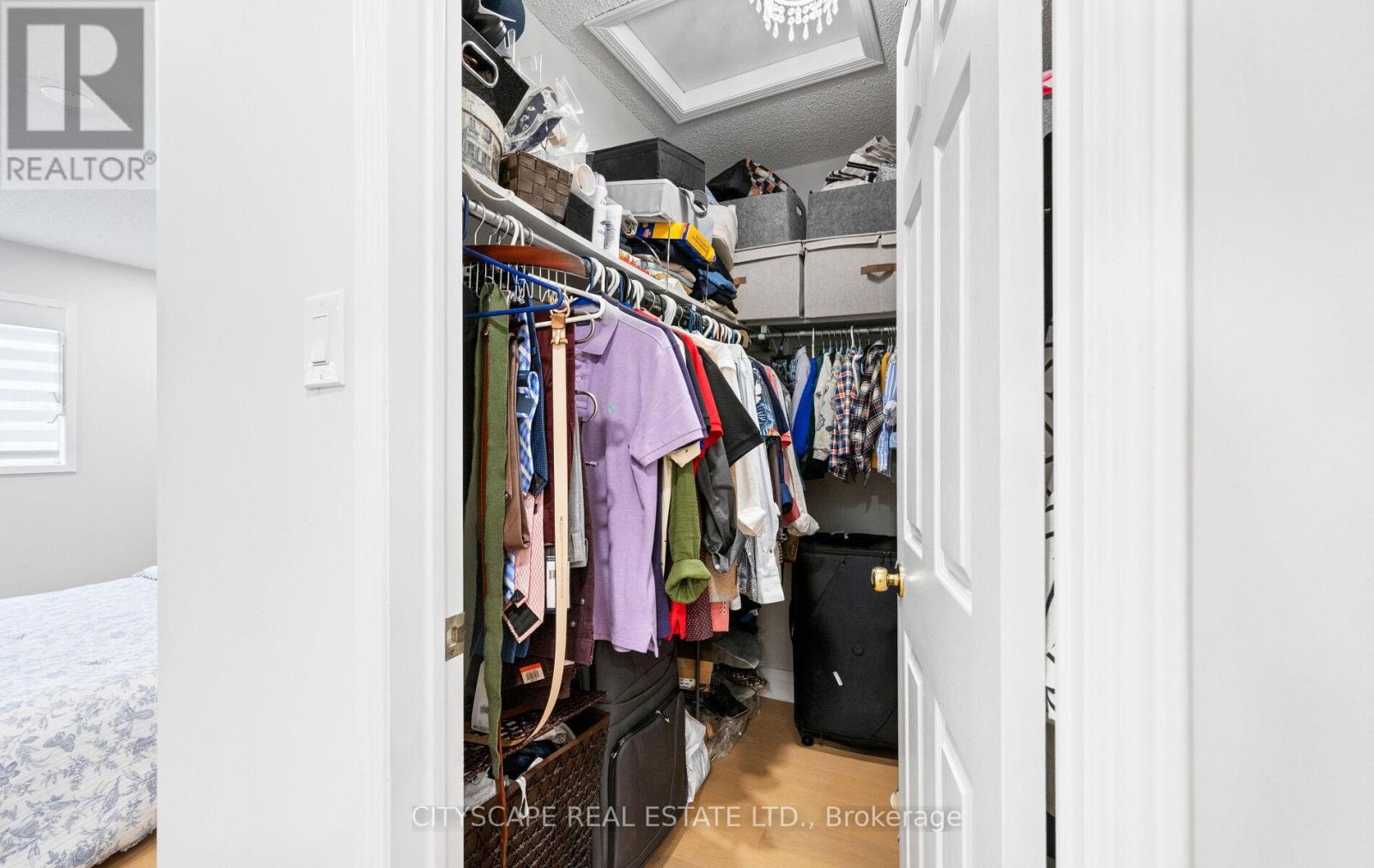 Photo 35 of 5253 Bushelgrove Circle, Mississauga ON