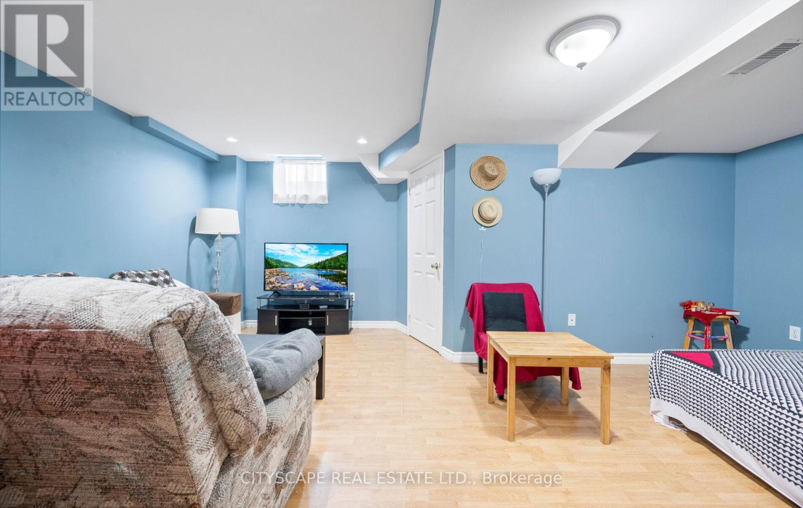 Photo 43 of 5253 Bushelgrove Circle, Mississauga ON