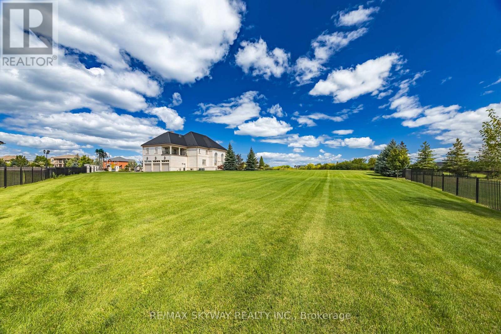 Photo 49 of 25 Everglade Drive, Brampton ON