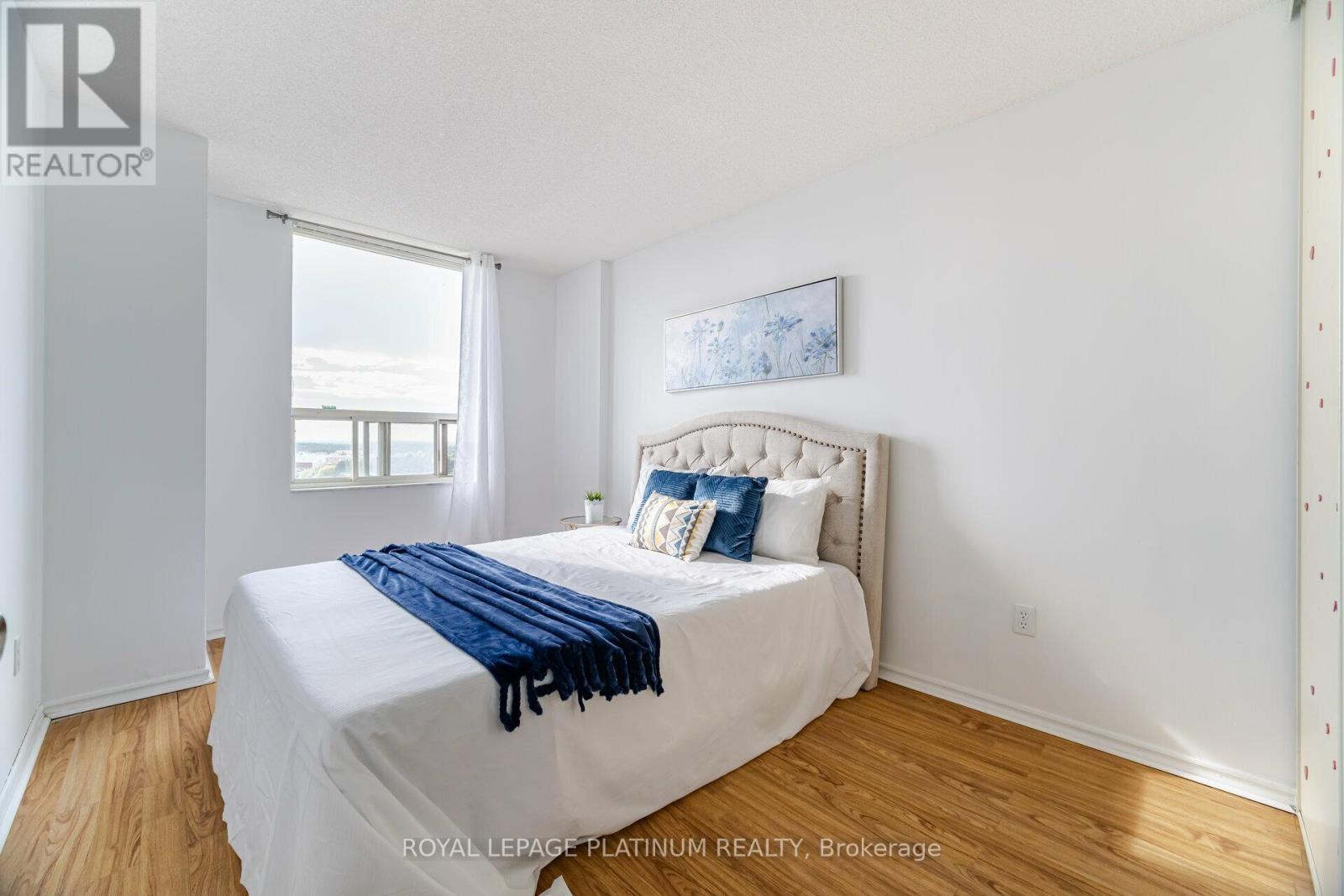 Photo 15 of 1005 30 Malta Avenue, Brampton ON