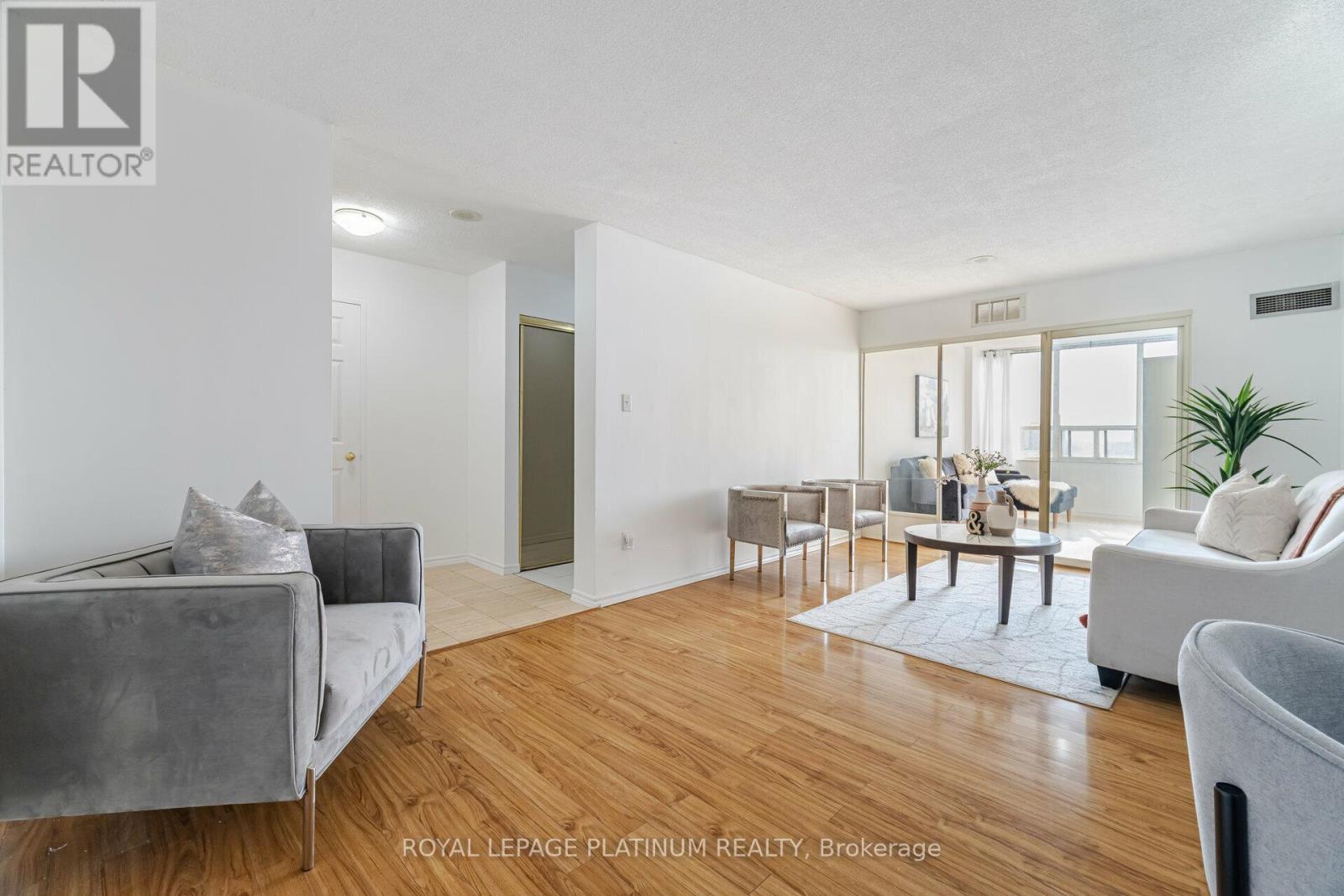 Photo 2 of 1005 30 Malta Avenue, Brampton ON