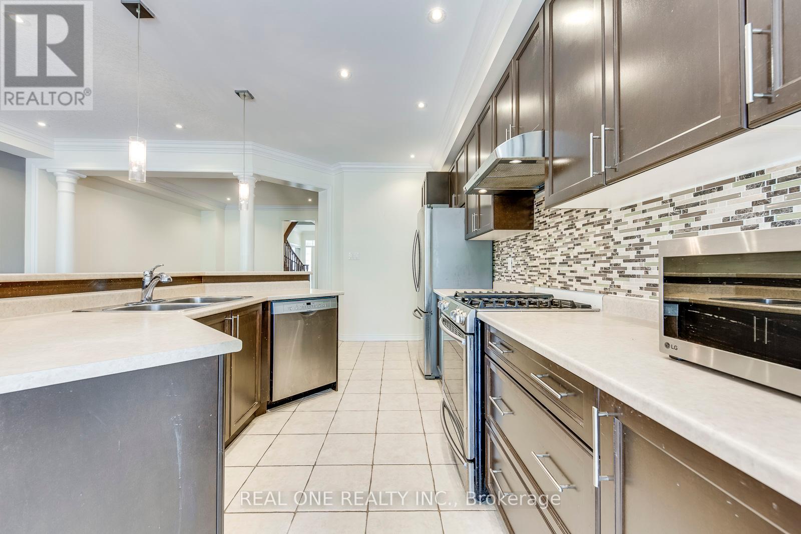 Photo 15 of 1275 Craigleith Road, Oakville ON