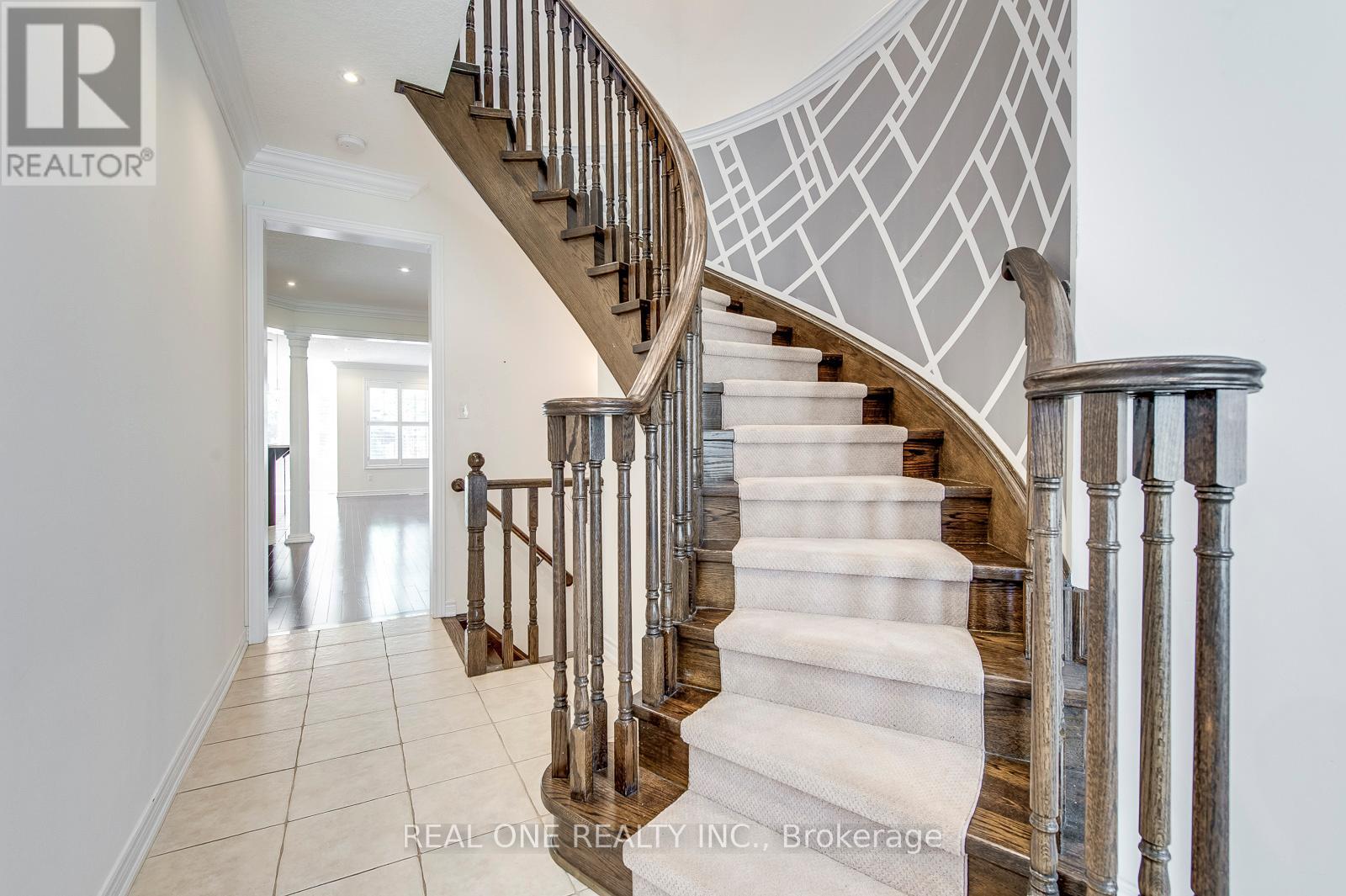 Photo 19 of 1275 Craigleith Road, Oakville ON