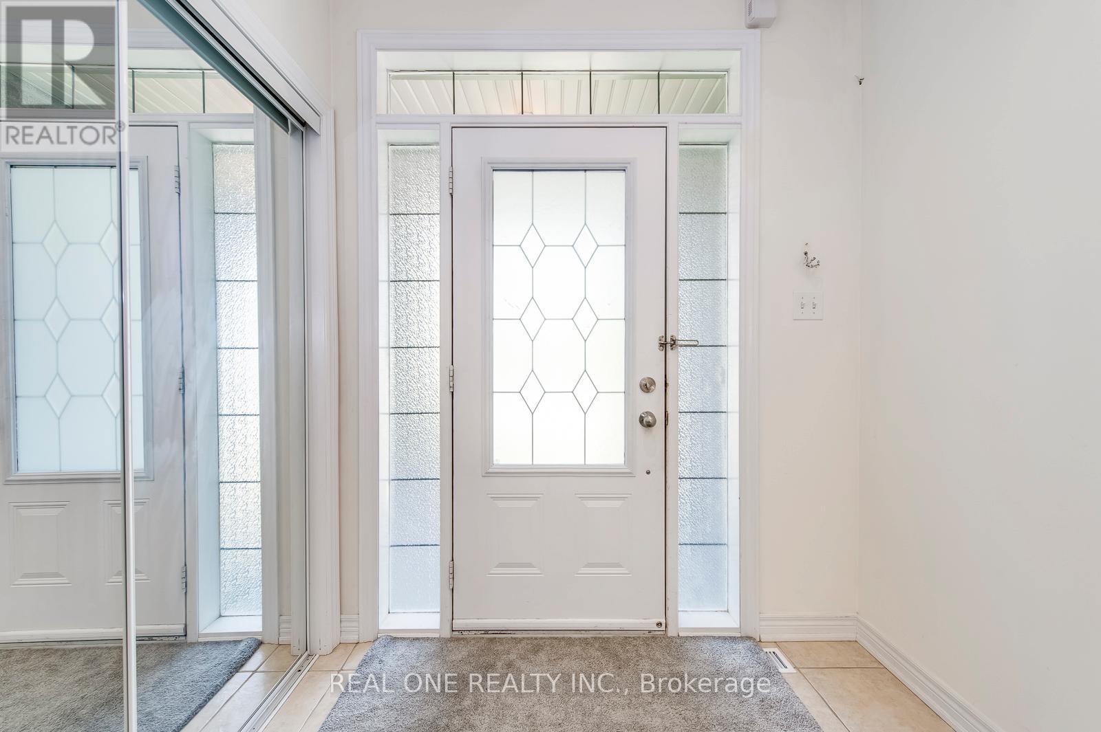 Photo 4 of 1275 Craigleith Road, Oakville ON
