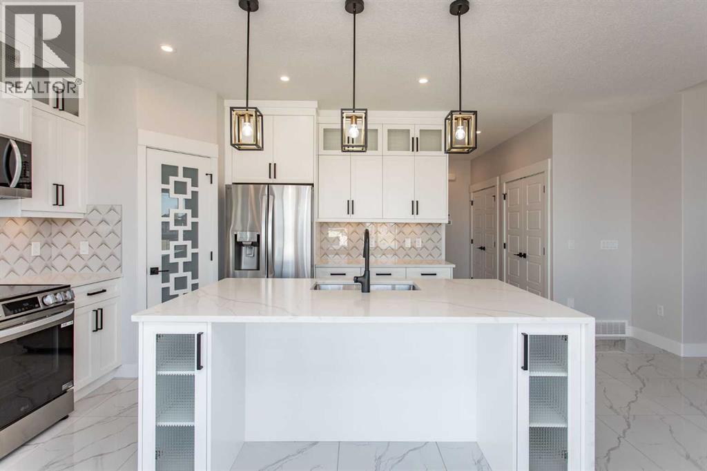 Photo 6 of 54 Tenhove Street, Red Deer AB