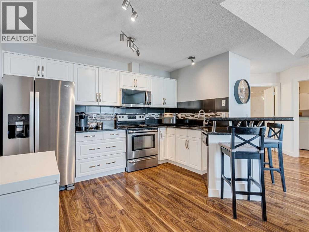 Photo 4 of 409 10 Sierra Morena Mews Sw, Calgary AB