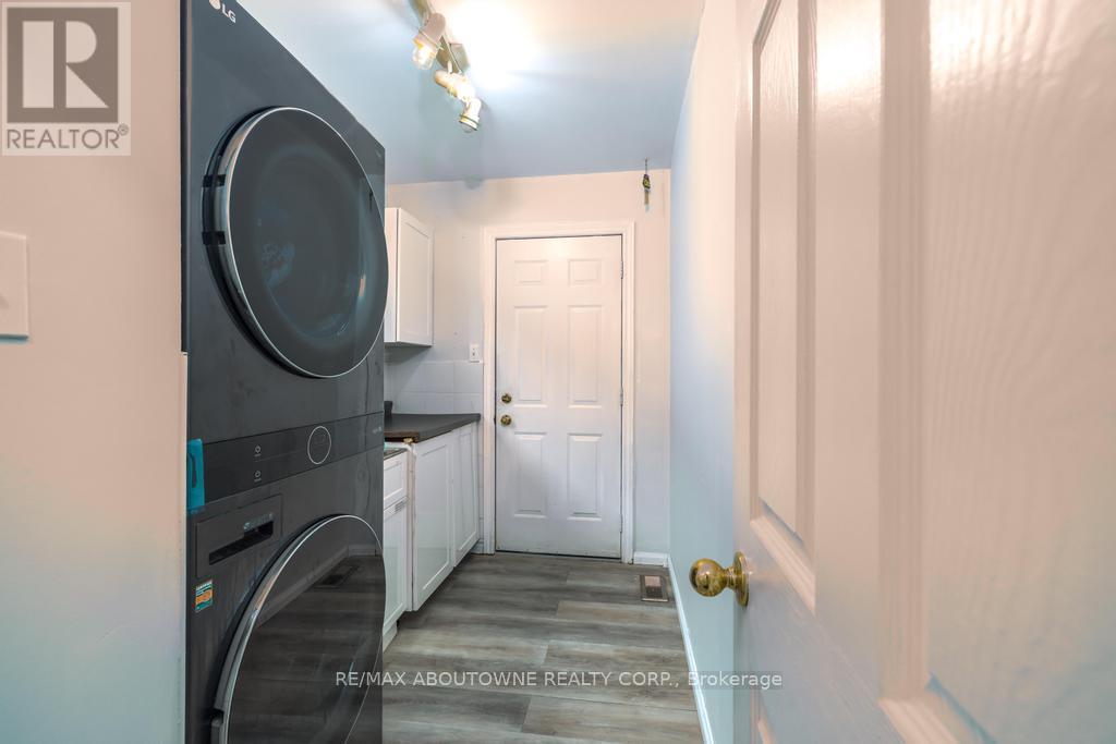 Photo 14 of 14 Sable Drive, Hamilton ON