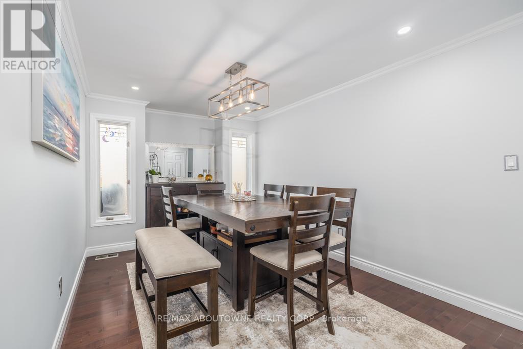 Photo 16 of 14 Sable Drive, Hamilton ON