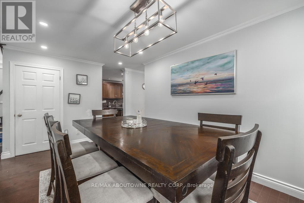 Photo 17 of 14 Sable Drive, Hamilton ON