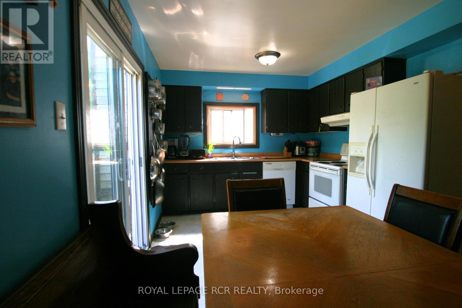 Photo 5 of 516 Pineview Gardens, Shelburne ON