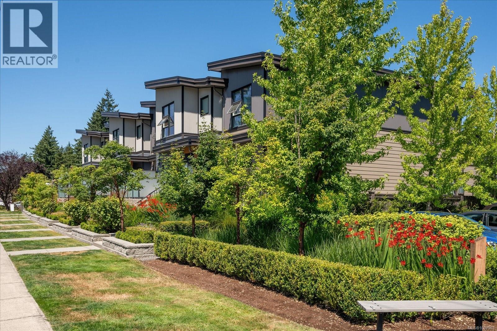 Photo 21 of 102 5240 Dublin Way, Nanaimo BC