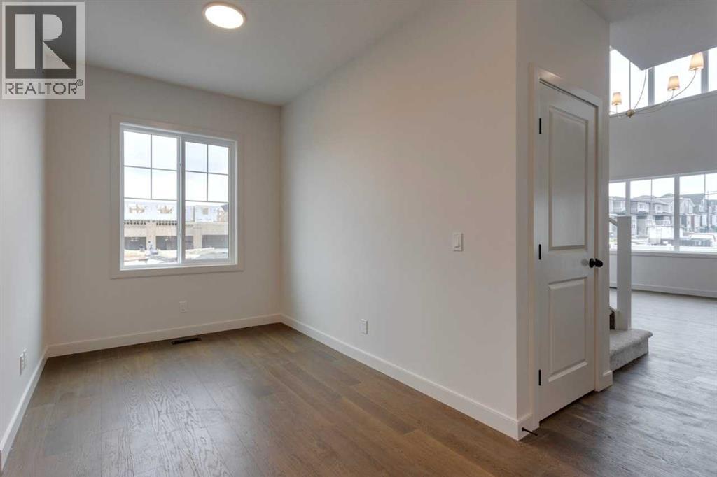 Photo 5 of 21 Bayview Mews Sw, Airdrie AB
