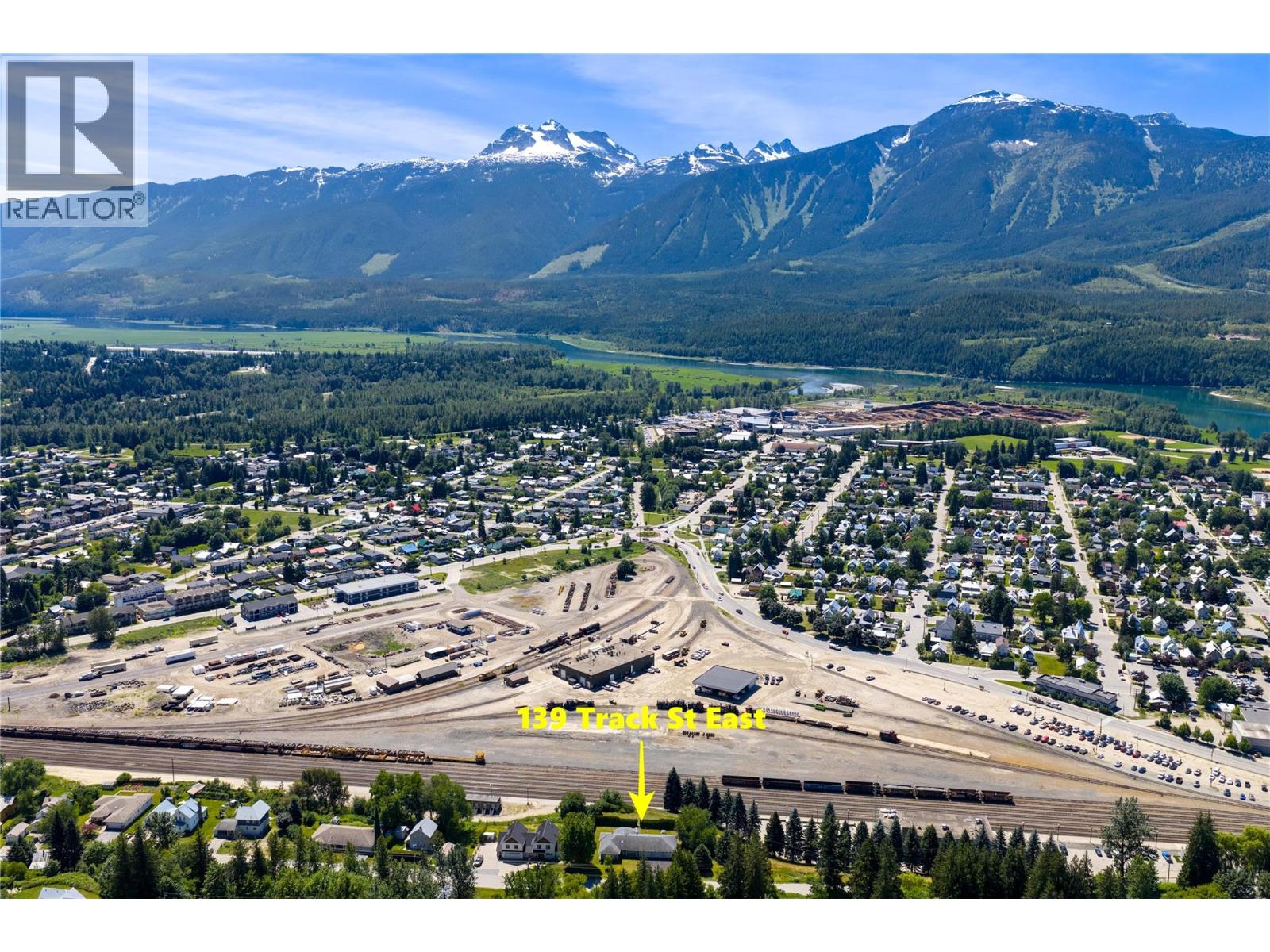 139 Track Street Street E, Revelstoke