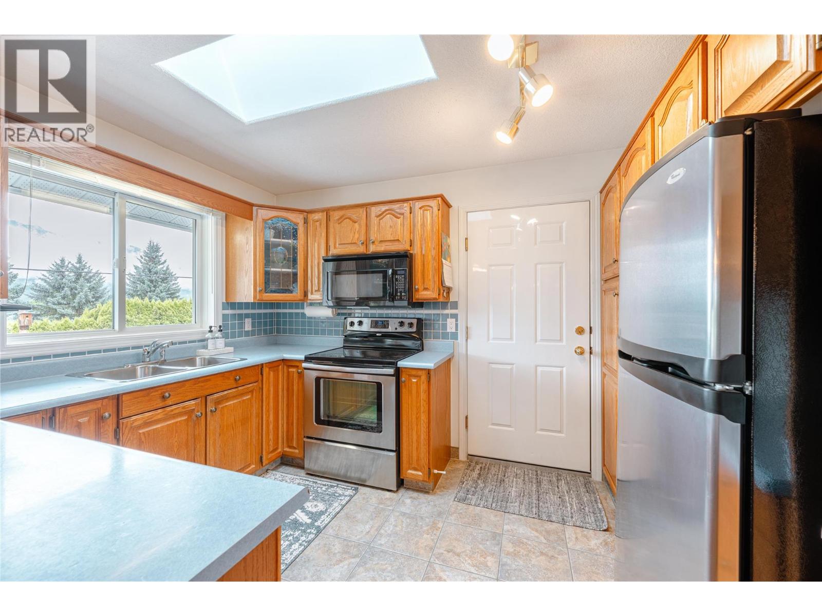139 Track Street Street E, Revelstoke