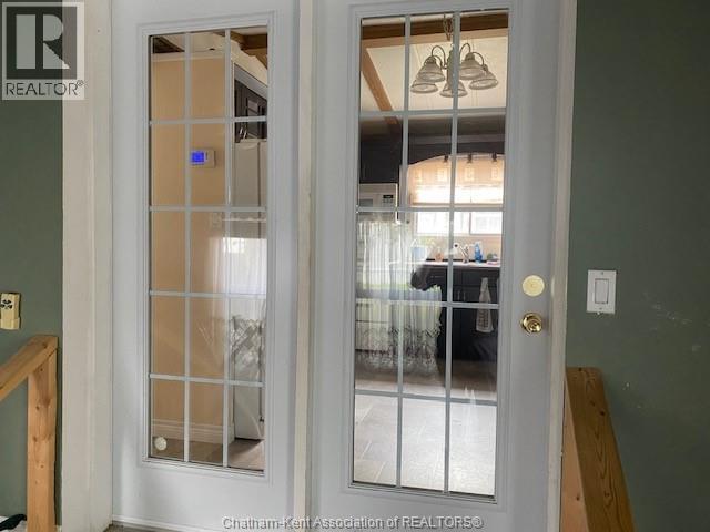 Photo 11 of 95 Regency Drive, Chatham ON