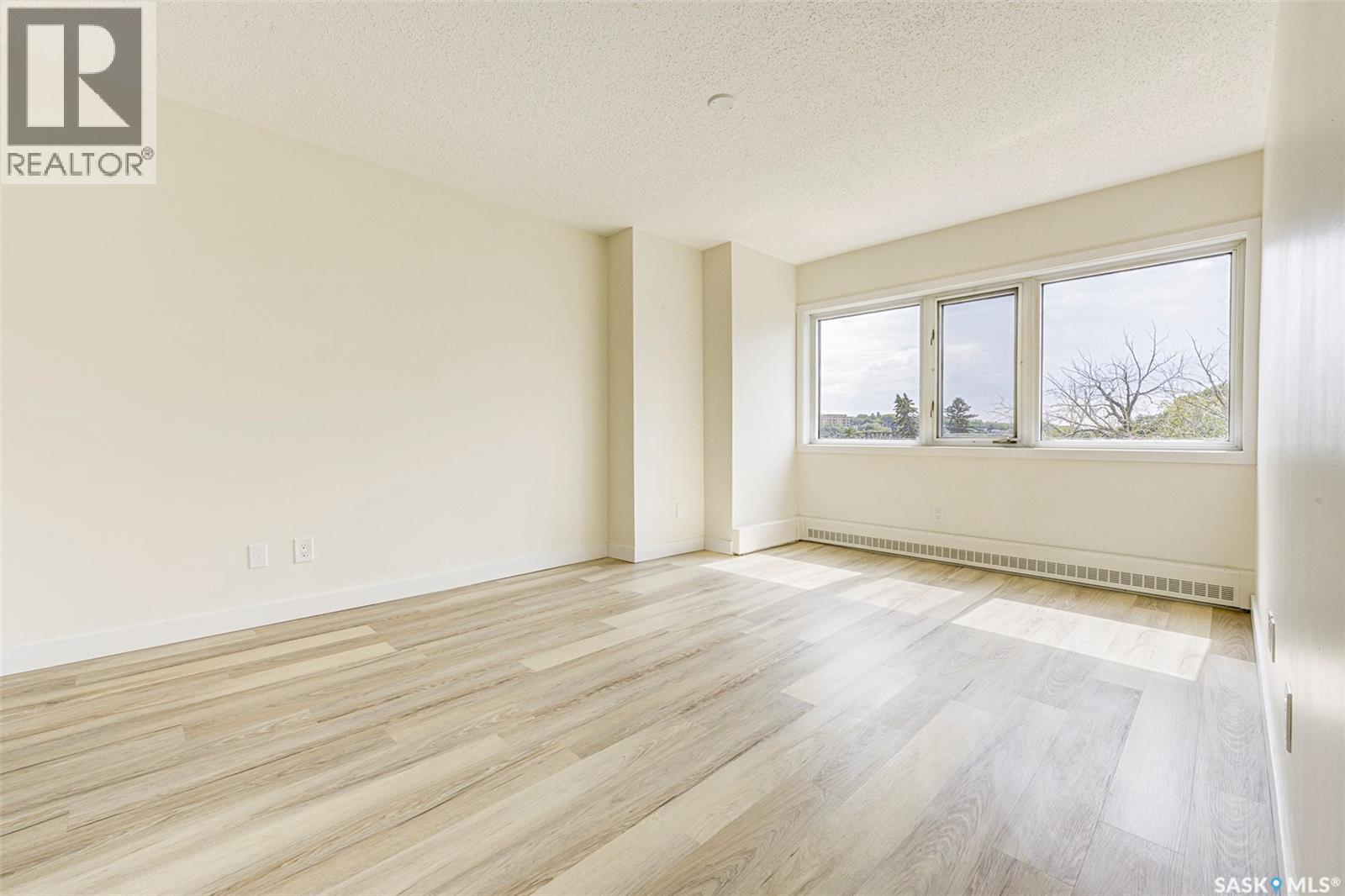 Photo 21 of 470 424 Spadina Crescent E, Saskatoon SK