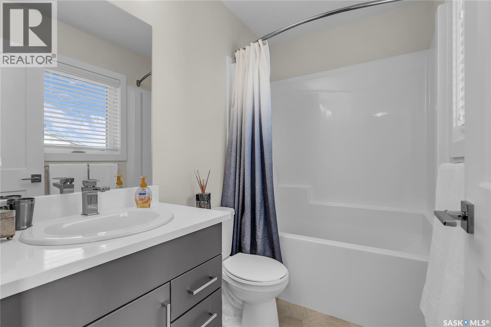 Single Family House 2 Level for Sale in   Evergreen BOULEVARD Saskatoon 