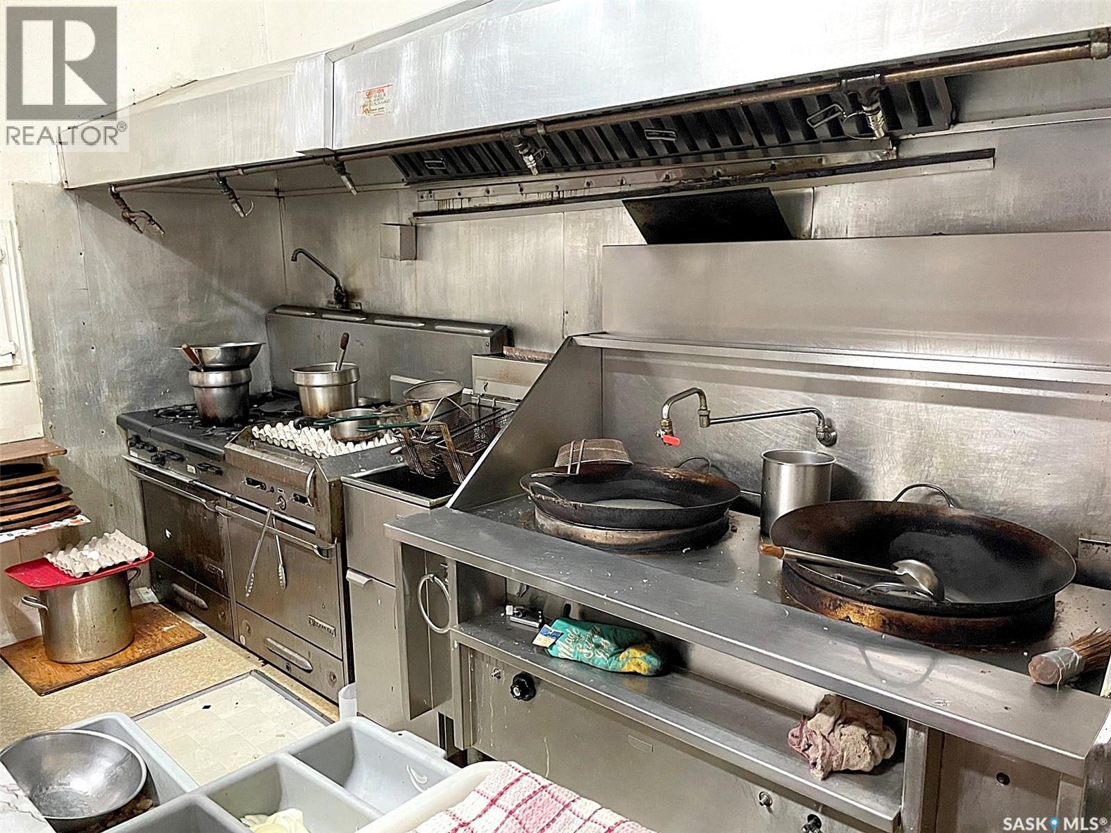 407 Main STREET — photo 14