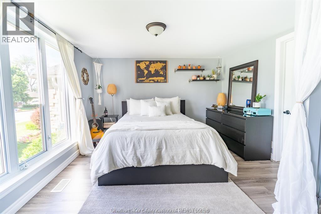 Photo 10 of 12346 48 Arbour Street, Tecumseh ON