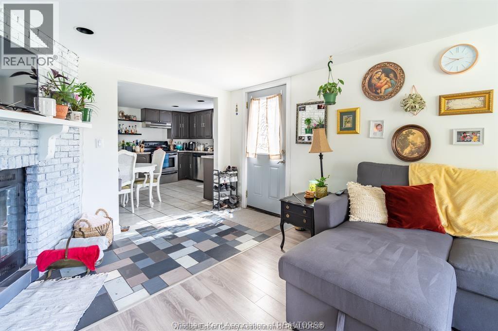 Photo 6 of 12346 48 Arbour Street, Tecumseh ON