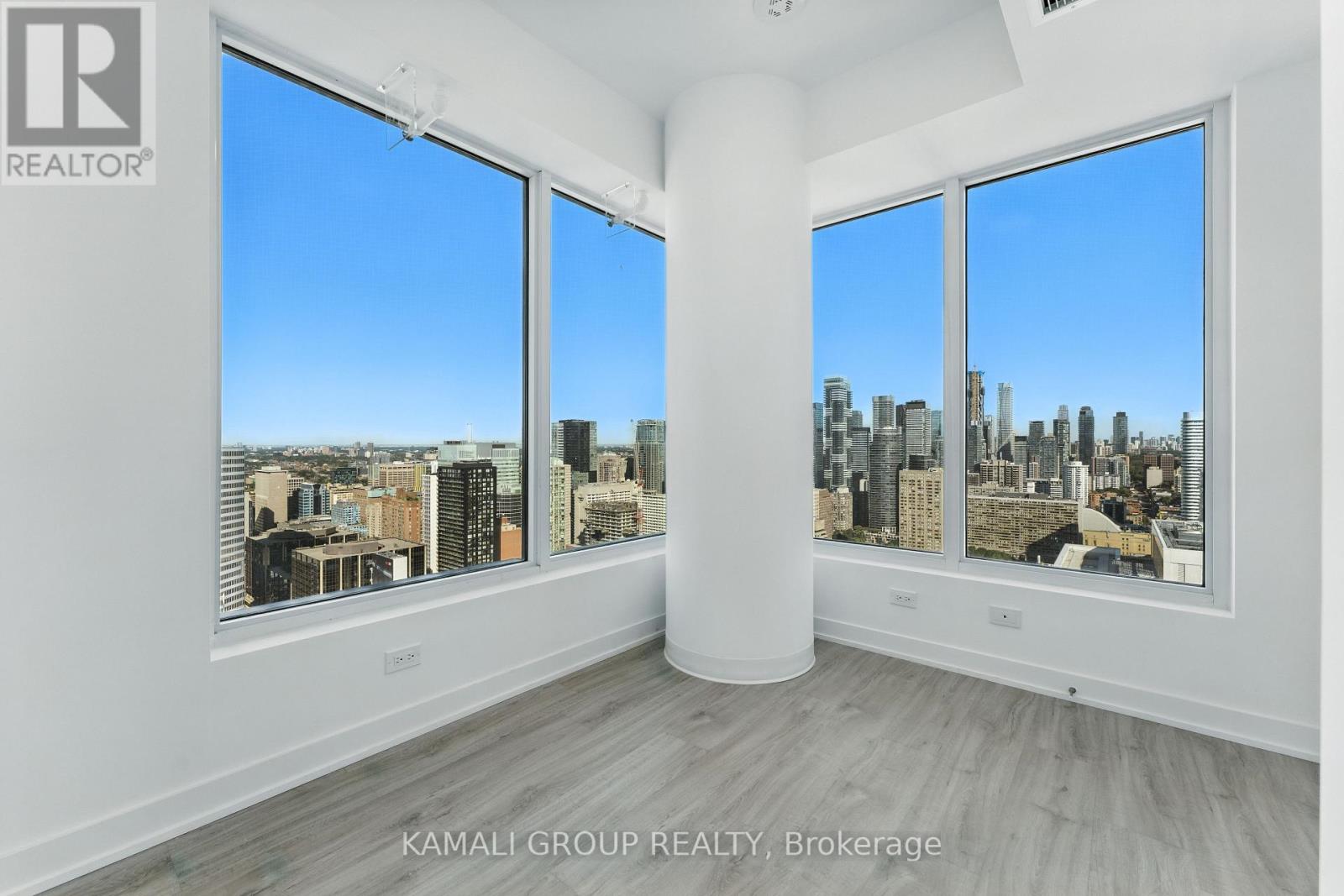 Photo 12 of 4503 252 Church Street, Toronto ON