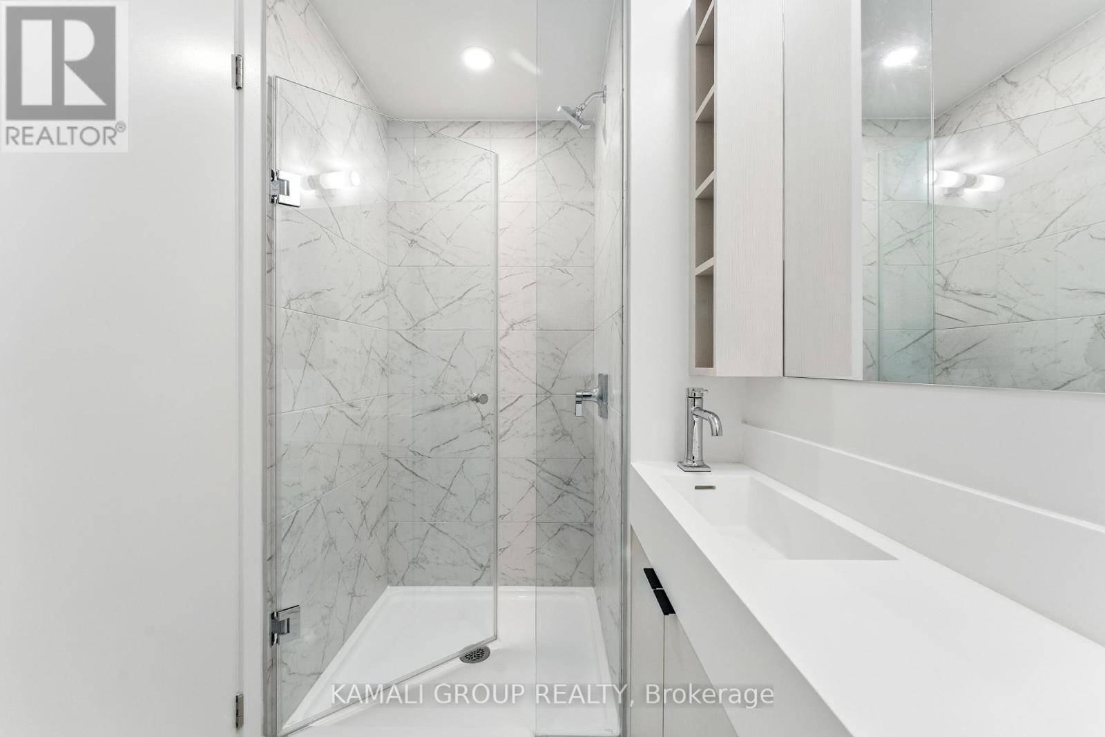 Photo 16 of 4503 252 Church Street, Toronto ON