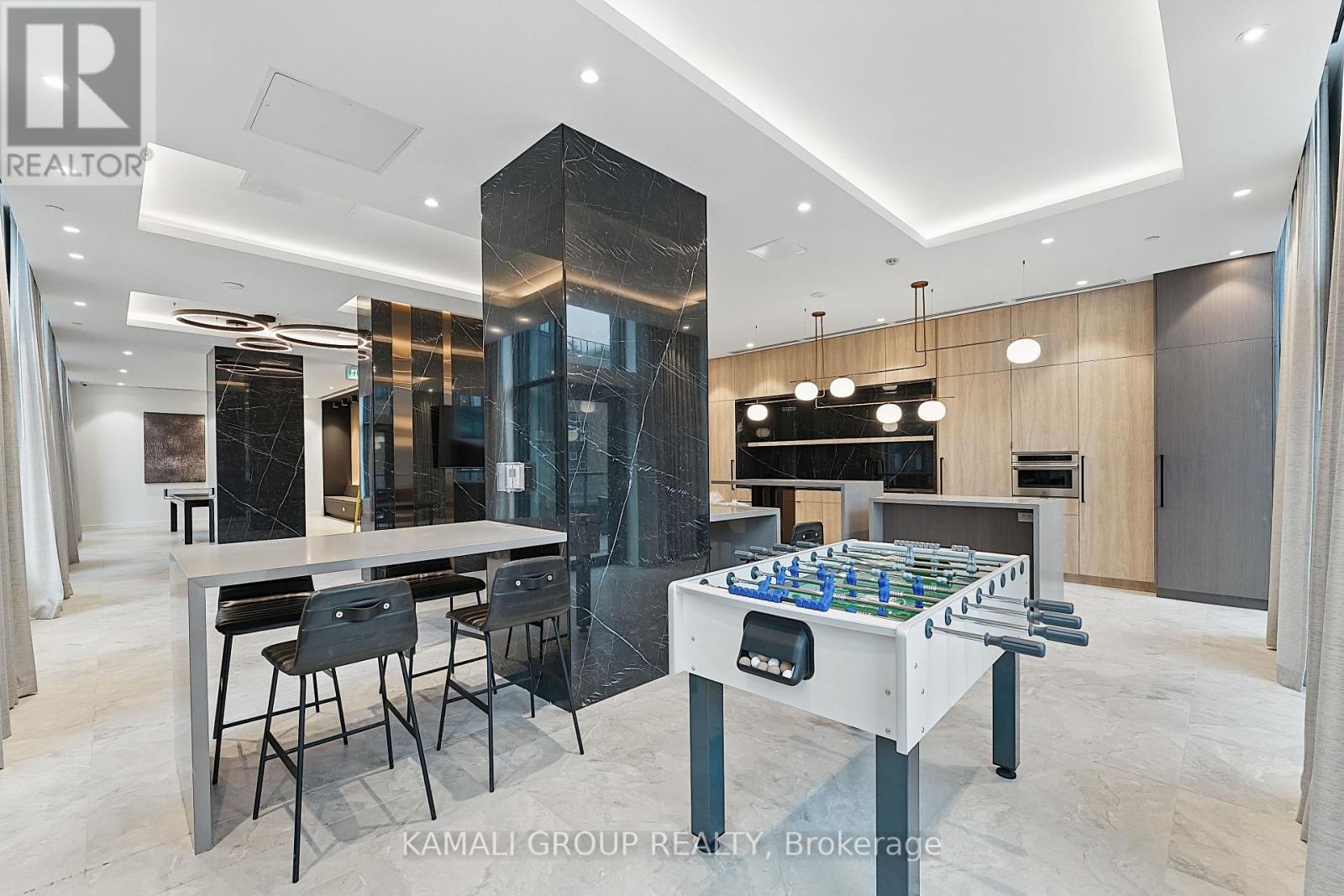 Photo 25 of 4503 252 Church Street, Toronto ON